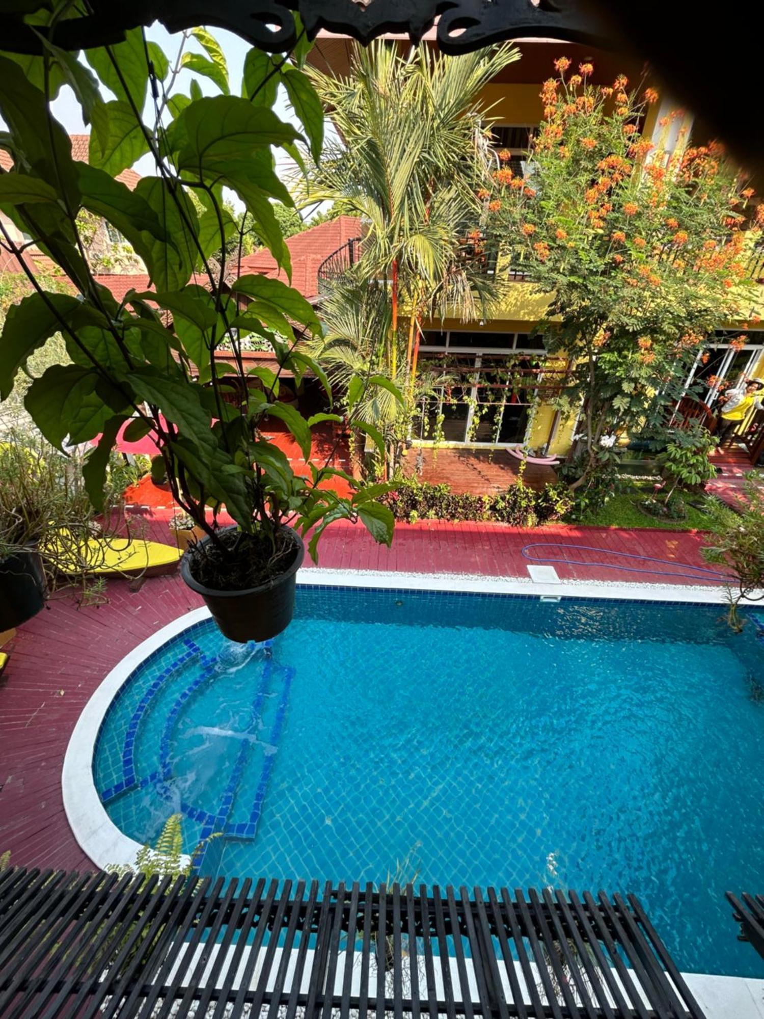 Olivier Boutique Hotel Chiang Mai Exterior photo