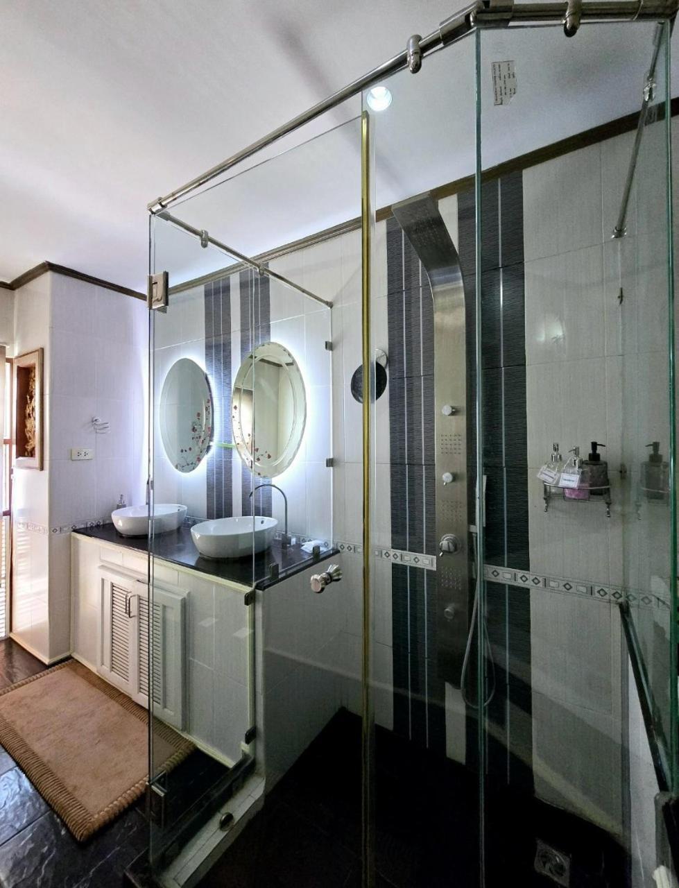 Olivier Boutique Hotel Chiang Mai Exterior photo