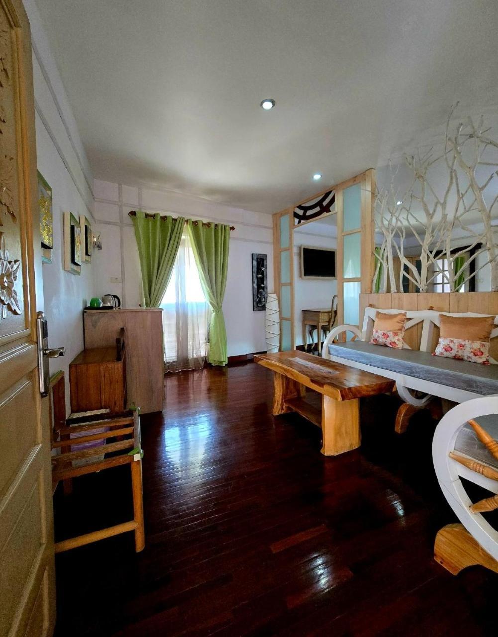 Olivier Boutique Hotel Chiang Mai Exterior photo