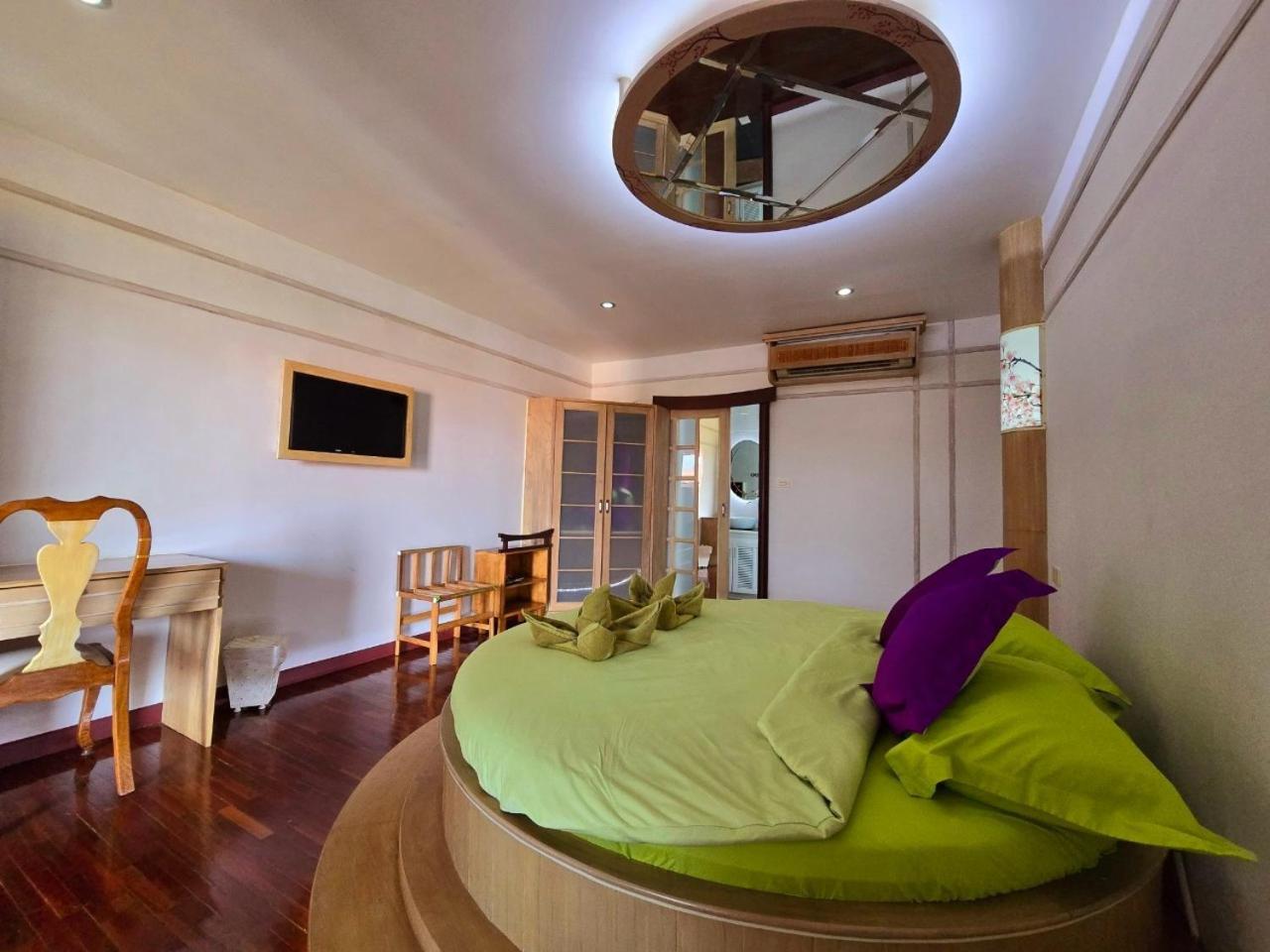 Olivier Boutique Hotel Chiang Mai Exterior photo