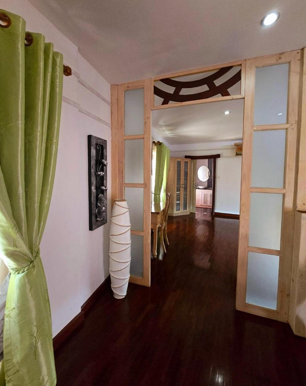 Olivier Boutique Hotel Chiang Mai Exterior photo