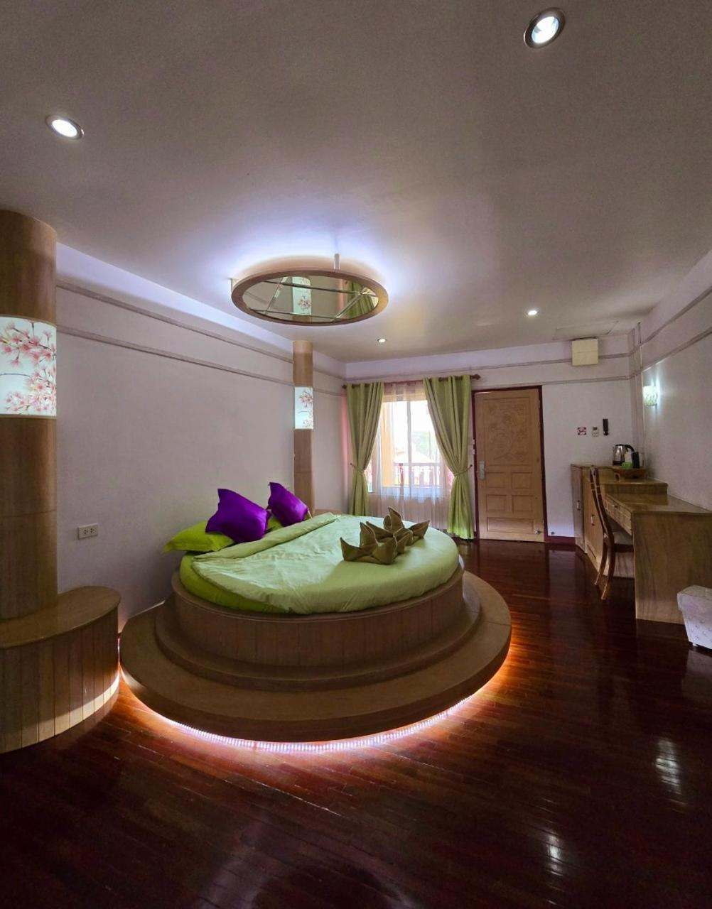 Olivier Boutique Hotel Chiang Mai Exterior photo